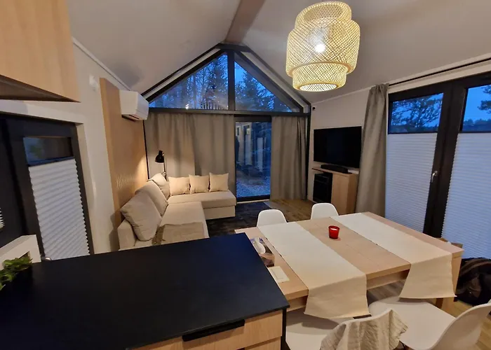 W Cieniu Debow Gorki (Sochaczew)